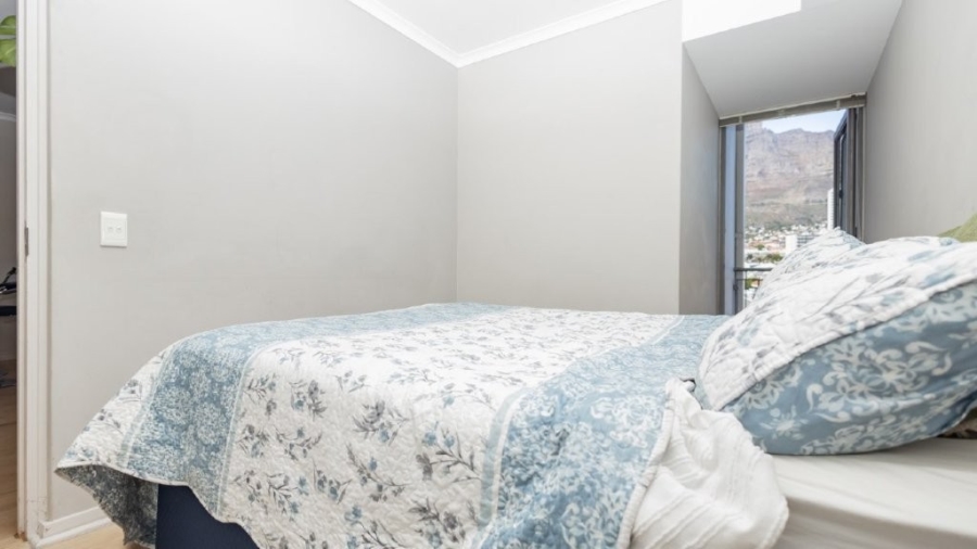 2 Bedroom Property for Sale in Cape Town City Centre Western Cape